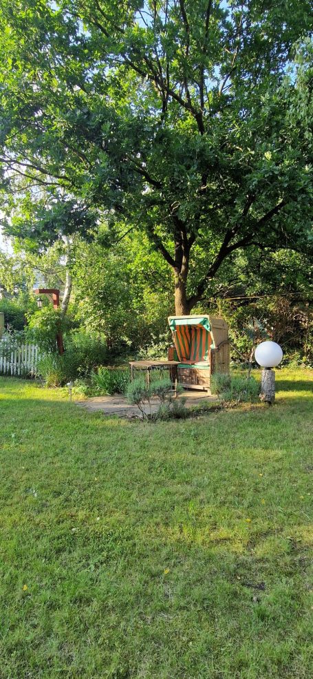 Erholsamer Garten der Ferienwohnung Geltow